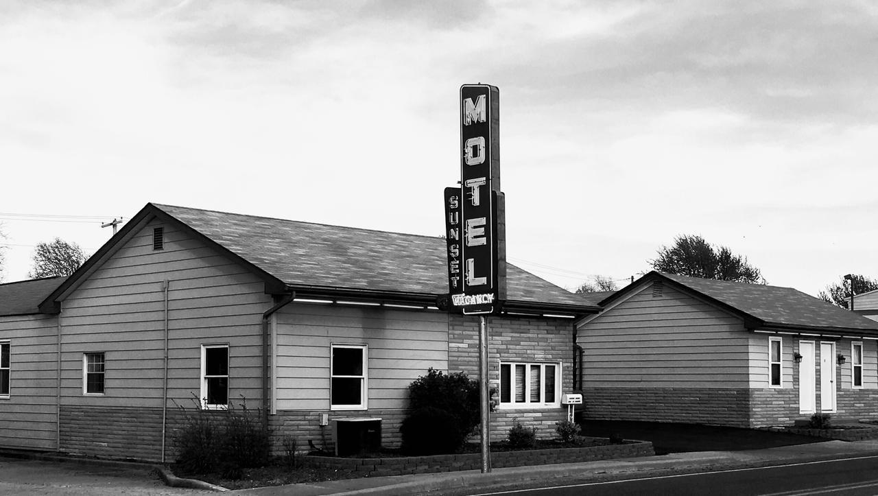 Sunset Motel Waterloo ภายนอก รูปภาพ